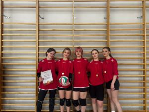 Derby maturzyści vs klasy I-III 2026 (4)