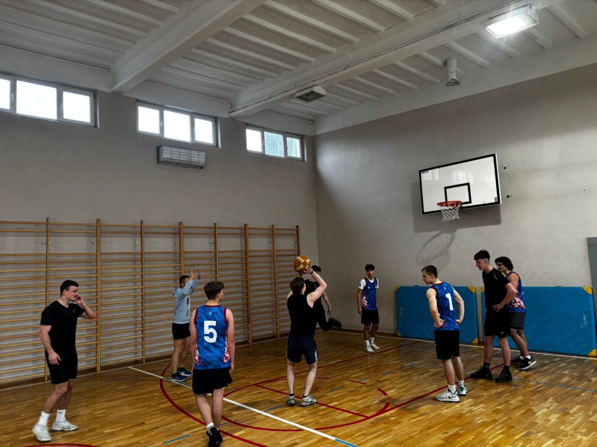 Derby maturzyści vs klasy I-III 2026 (9)