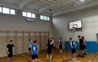 Derby maturzyści vs klasy I-III 2026 (9)